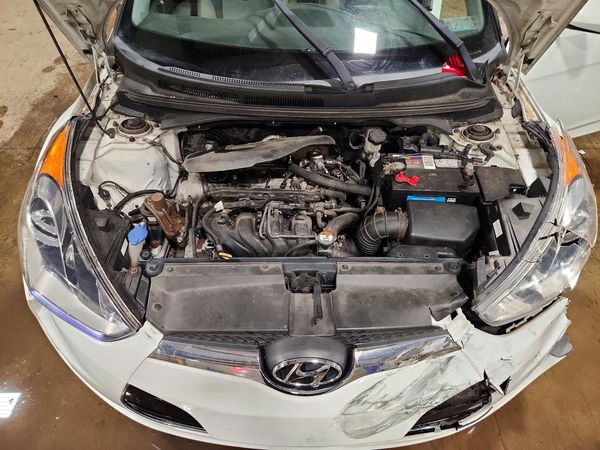 2013 HYUNDAI VELOSTER