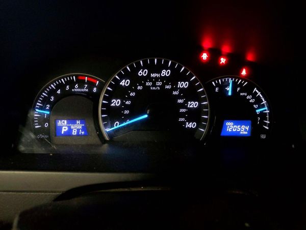 2012 TOYOTA CAMRY