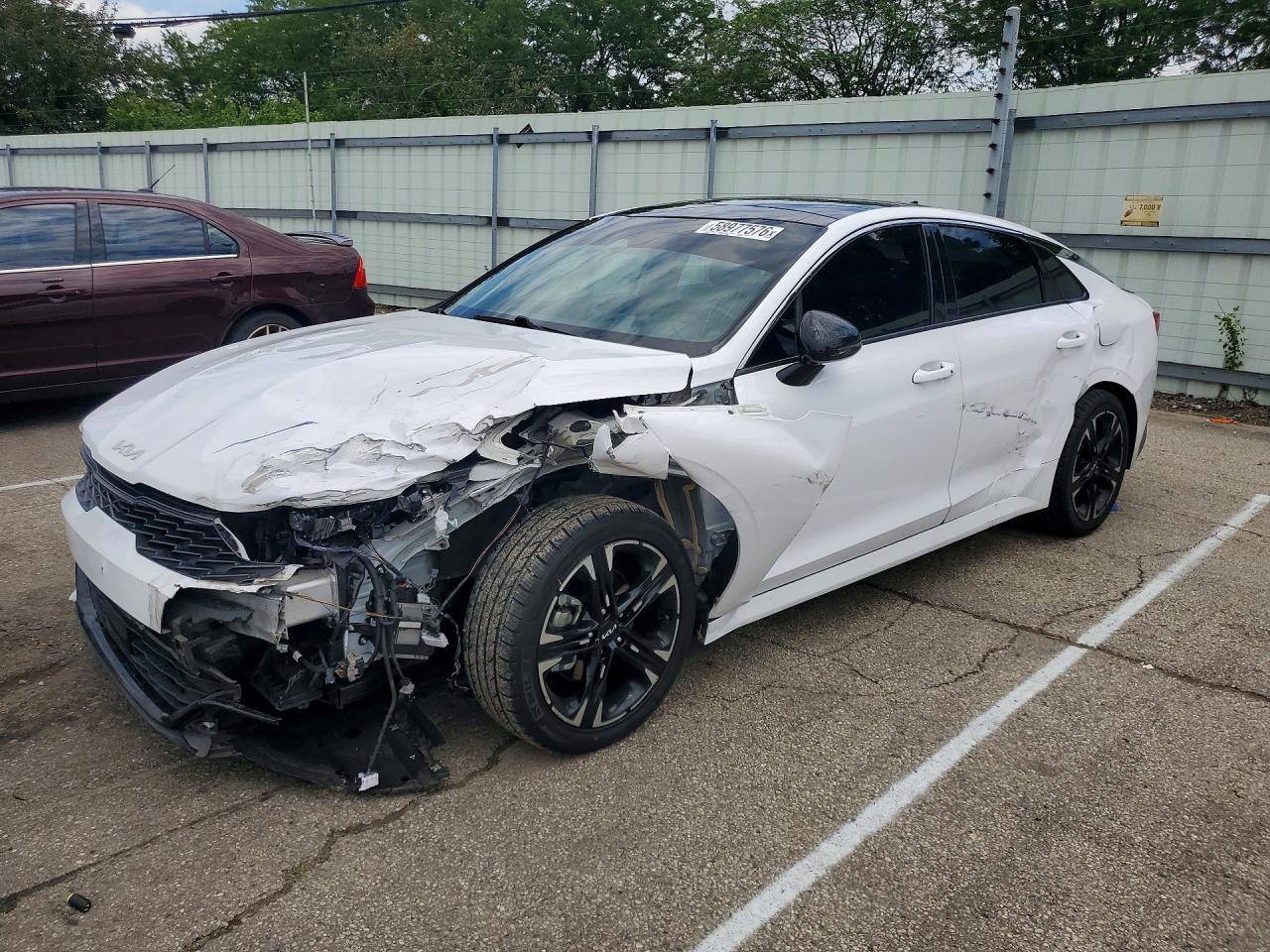 2022 KIA K5 GT-Line