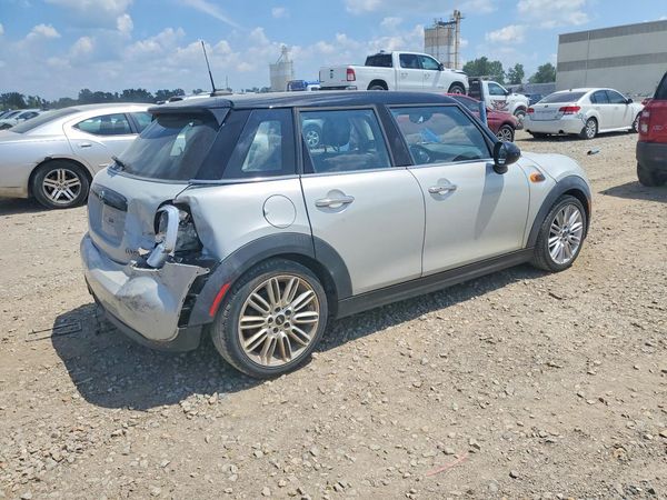 2017 MINI COOPER