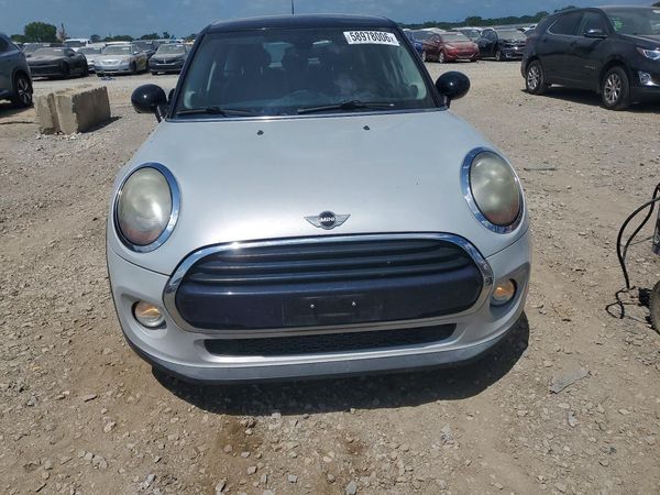 2017 MINI COOPER