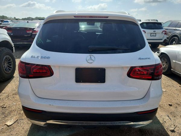 2022 MERCEDES-BENZ GLC GLC300 4MATIC