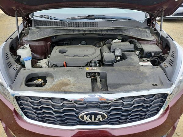 2019 KIA SORENTO L, LX, S