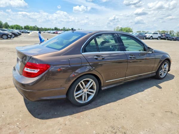 2013 MERCEDES-BENZ C C250