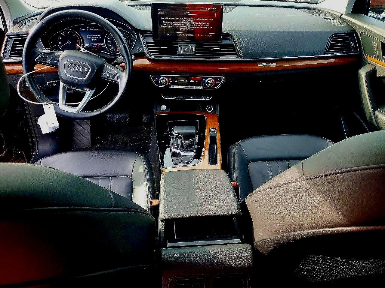 2021 AUDI Q5 quattro Premium