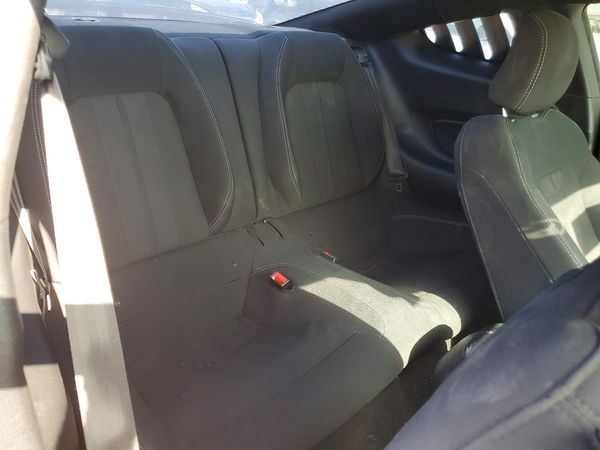 2019 FORD MUSTANG I4 Coupe