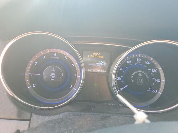 2014 HYUNDAI SONATA