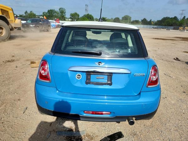 2013 MINI COOPER