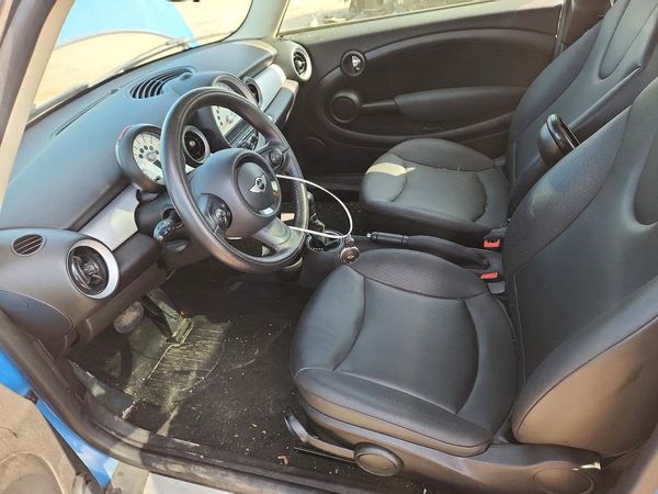 2013 MINI COOPER