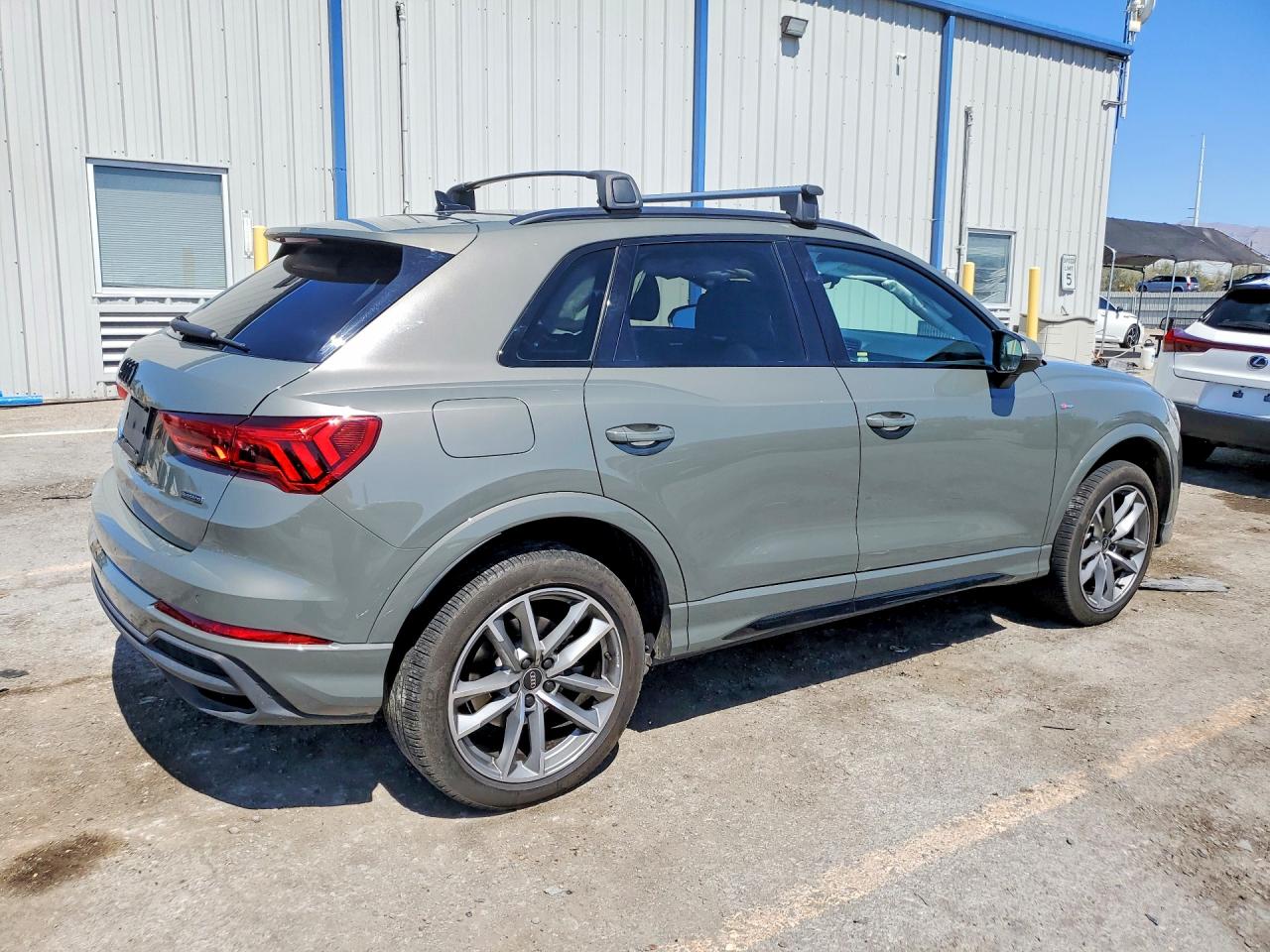 2024 AUDI Q3 S Line quattro Premium