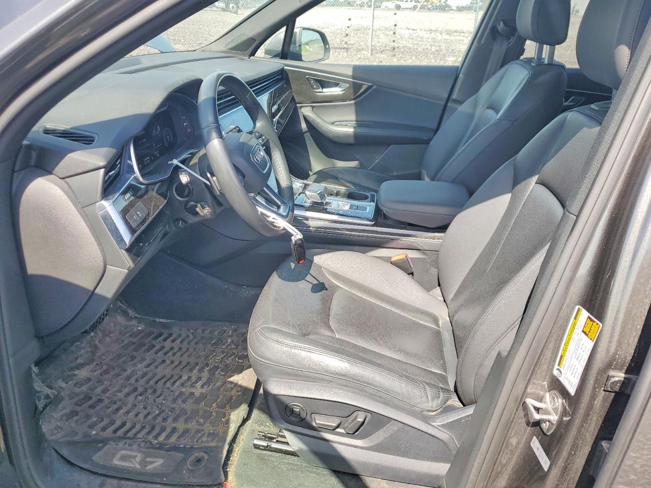 2021 AUDI Q7 quattro Premium Plus