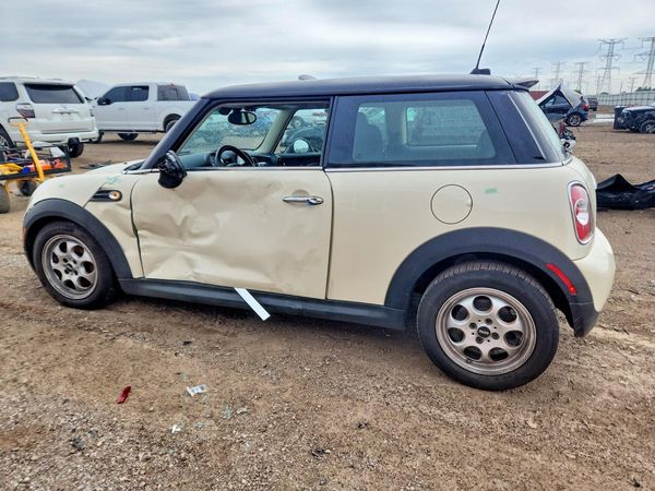 2012 MINI COOPER