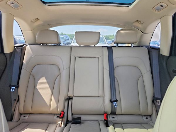 2016 AUDI Q5 quattro Premium Plus
