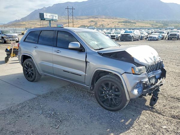 2018 JEEP GRAND CHEROKEE Laredo