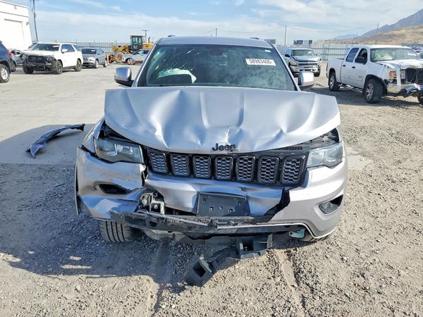 2018 JEEP GRAND CHEROKEE Laredo