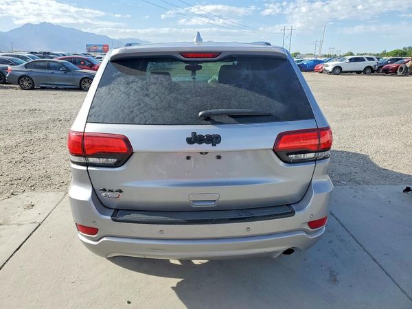 2018 JEEP GRAND CHEROKEE Laredo