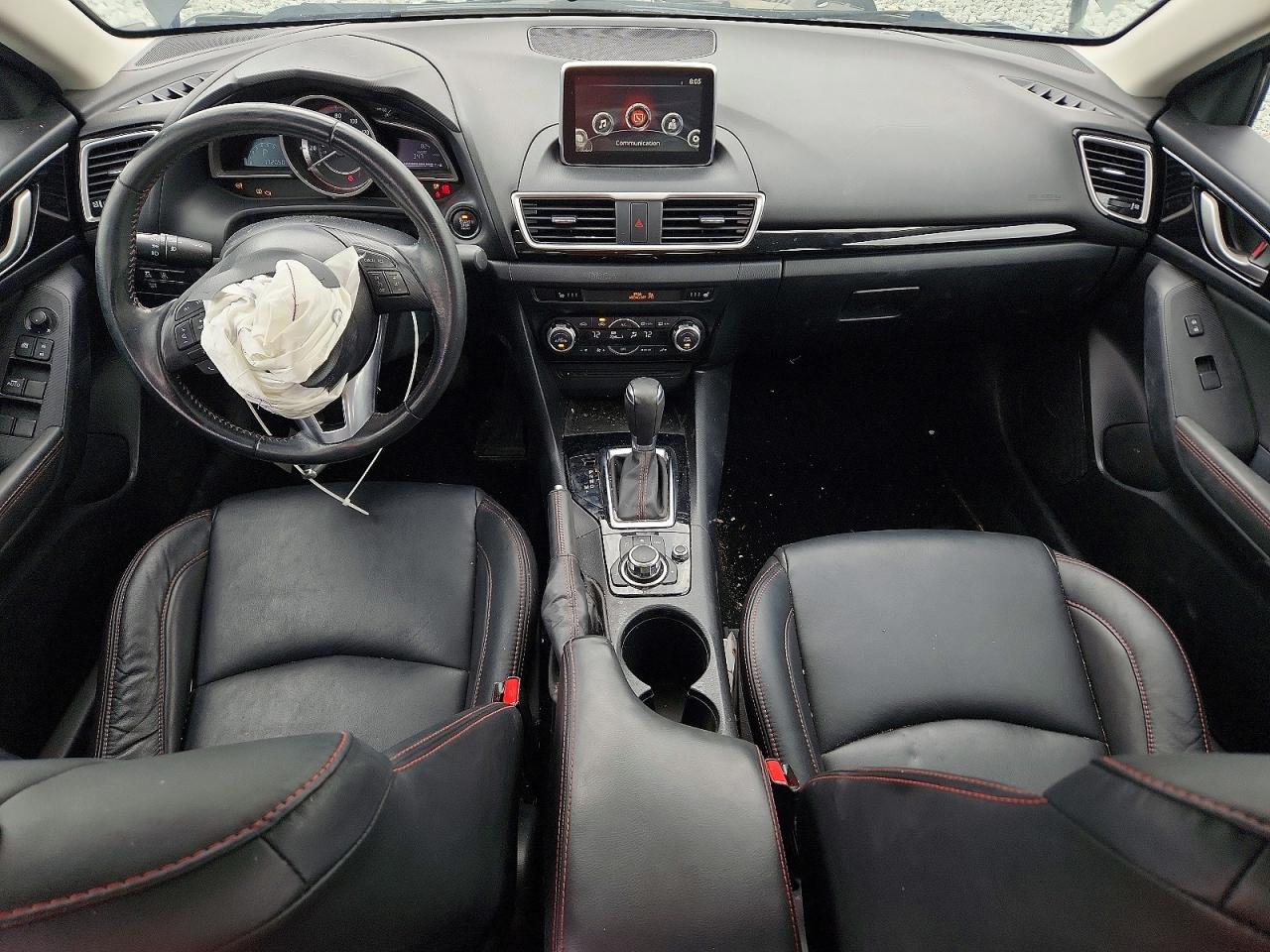 2016 MAZDA 3 SE