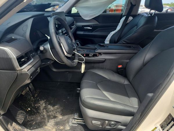 2024 TOYOTA GRAND HIGHLANDER