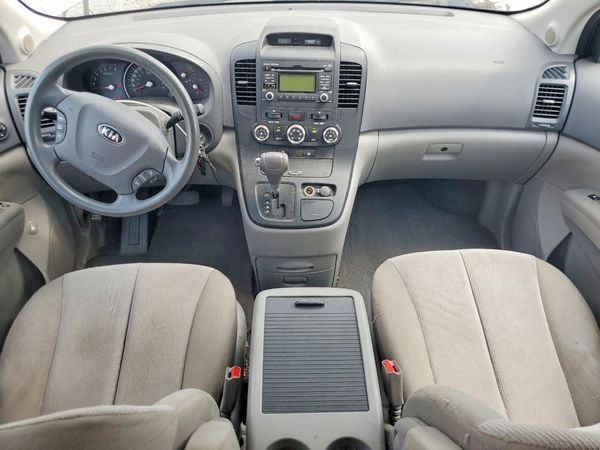 2014 KIA SEDONA GL