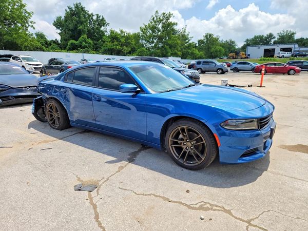 2022 DODGE CHARGER SXT