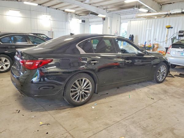 2018 INFINITI Q50