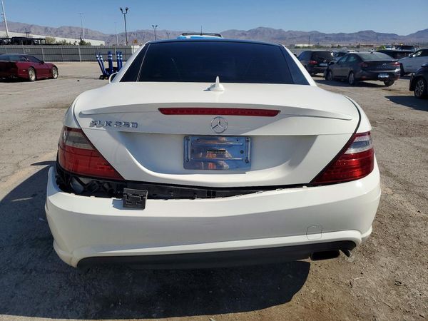 2015 MERCEDES-BENZ SLK SLK250