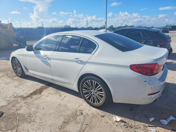 2018 BMW 530