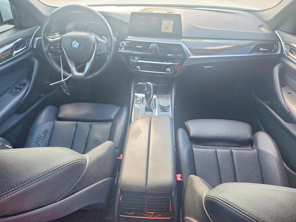 2018 BMW 530