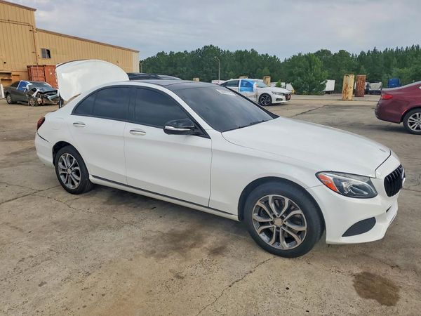 2015 MERCEDES-BENZ C 4-MATIC