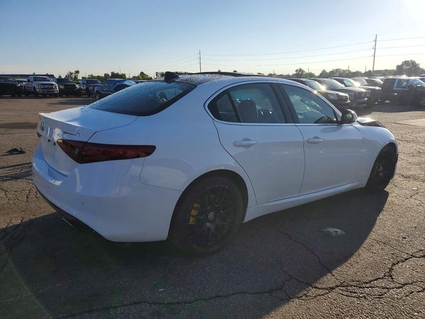2019 ALFA ROMEO GIULIA TI RWD