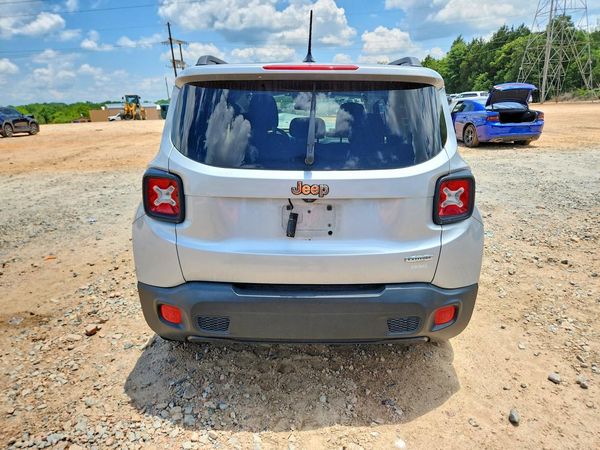 2017 JEEP RENEGADE LATITUDE 4X2