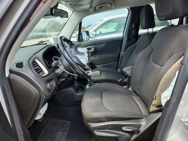 2017 JEEP RENEGADE LATITUDE 4X2