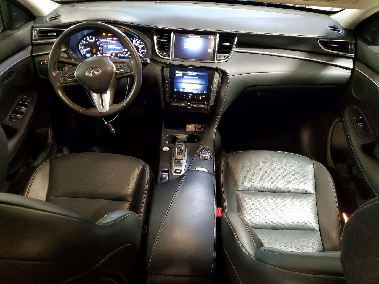 2024 INFINITI QX50 Luxe