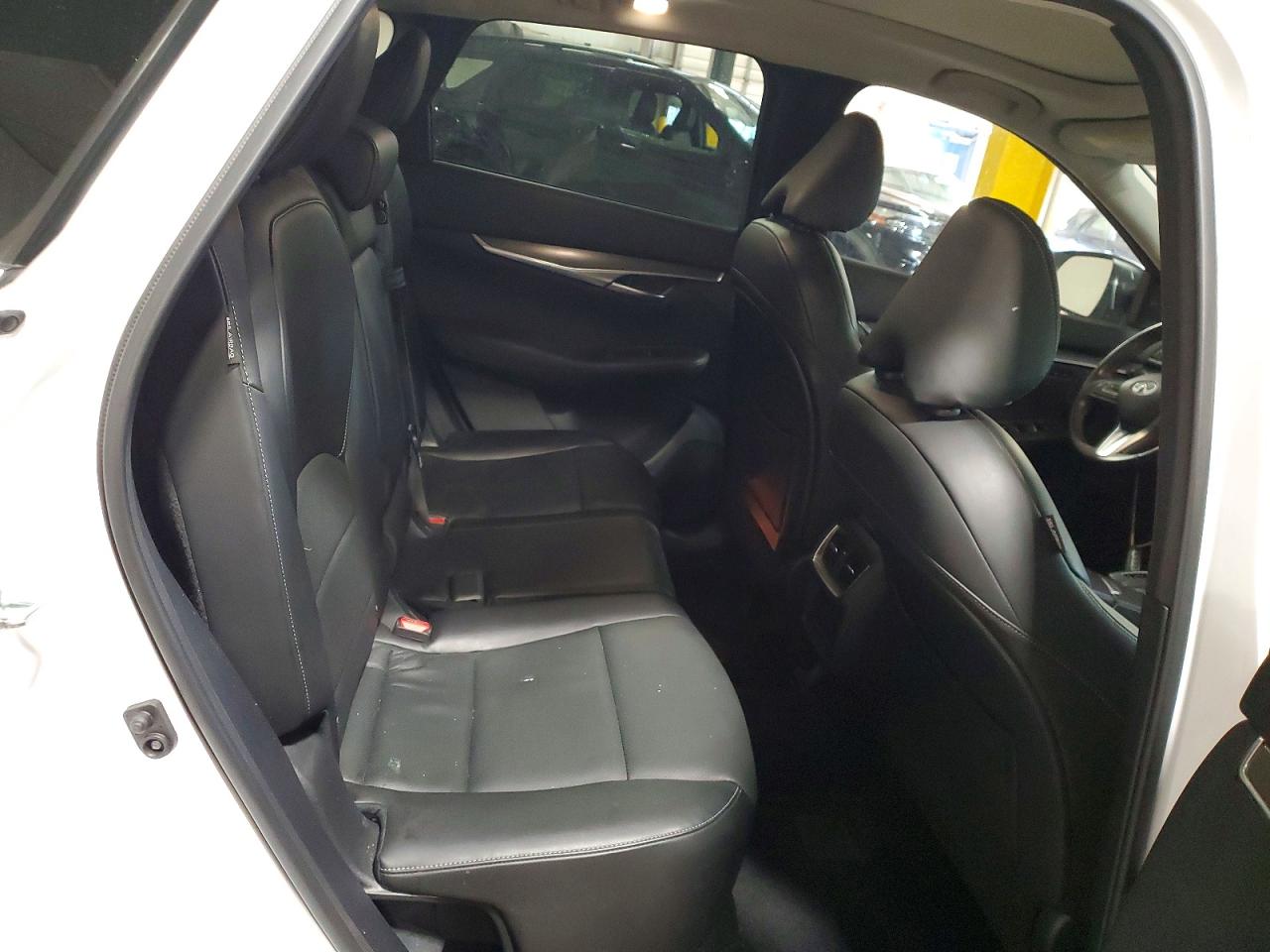 2024 INFINITI QX50 Luxe