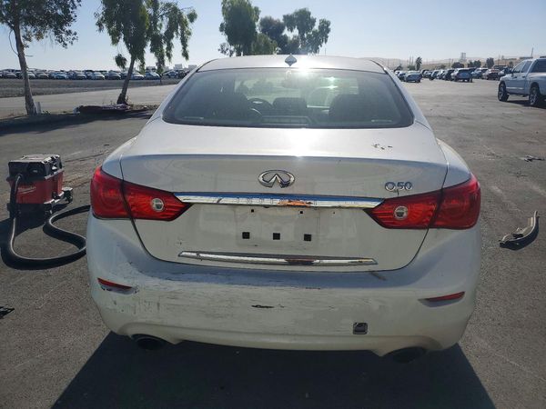 2017 INFINITI Q50