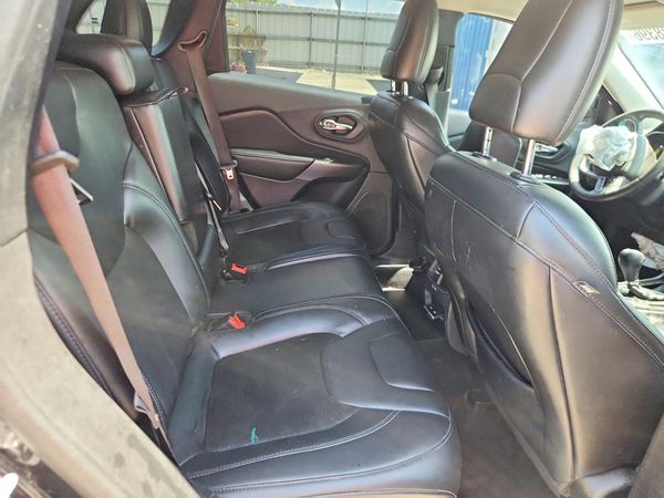 2020 JEEP CHEROKEE LATITUDE PLUS FWD