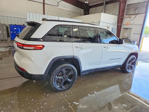 2023 JEEP GRAND CHEROKEE LAREDO 4X4 — PSRA