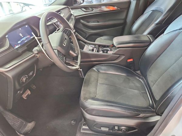 2023 JEEP GRAND CHEROKEE LAREDO 4X4 — DENT