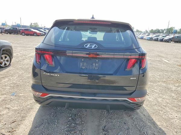 2022 HYUNDAI TUCSON SE