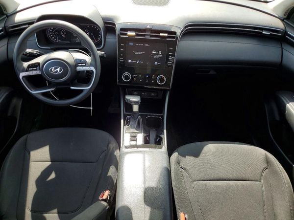 2022 HYUNDAI TUCSON SE
