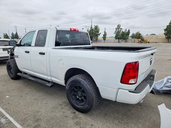 2017 RAM 1500 ST QUAD CAB 4X4