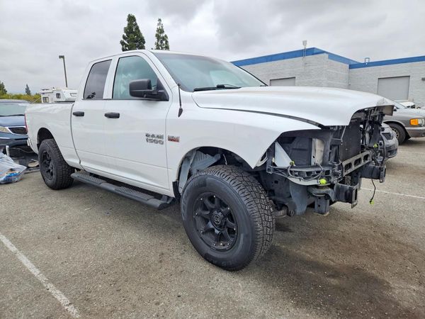 2017 RAM 1500 ST QUAD CAB 4X4