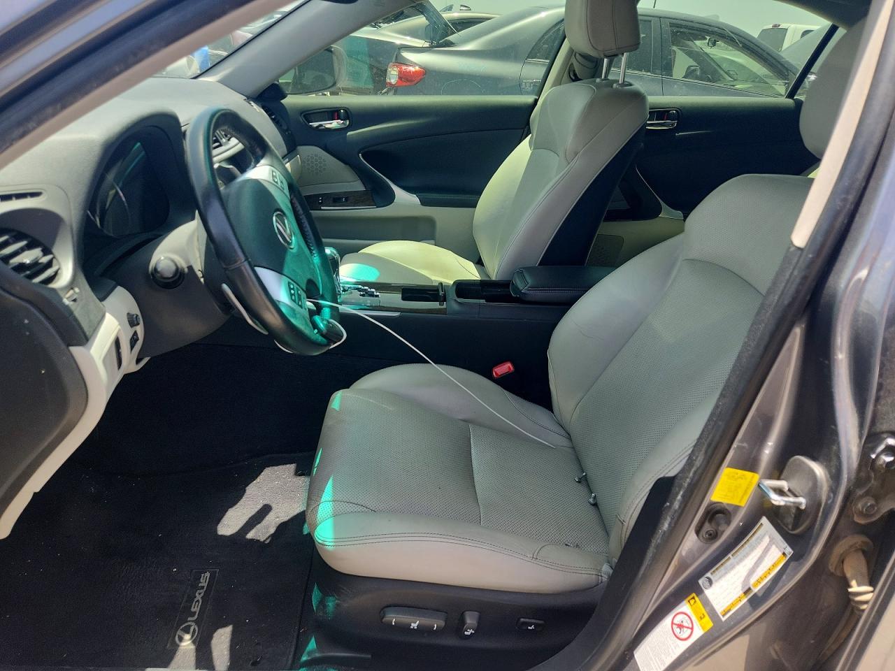 2013 LEXUS IS 250