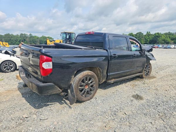 2021 TOYOTA TUNDRA Limited grade