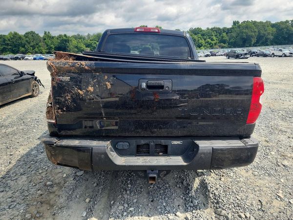 2021 TOYOTA TUNDRA Limited grade