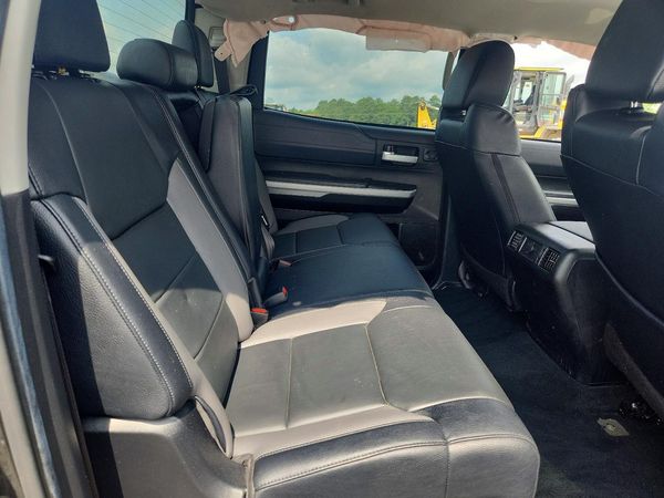 2021 TOYOTA TUNDRA Limited grade