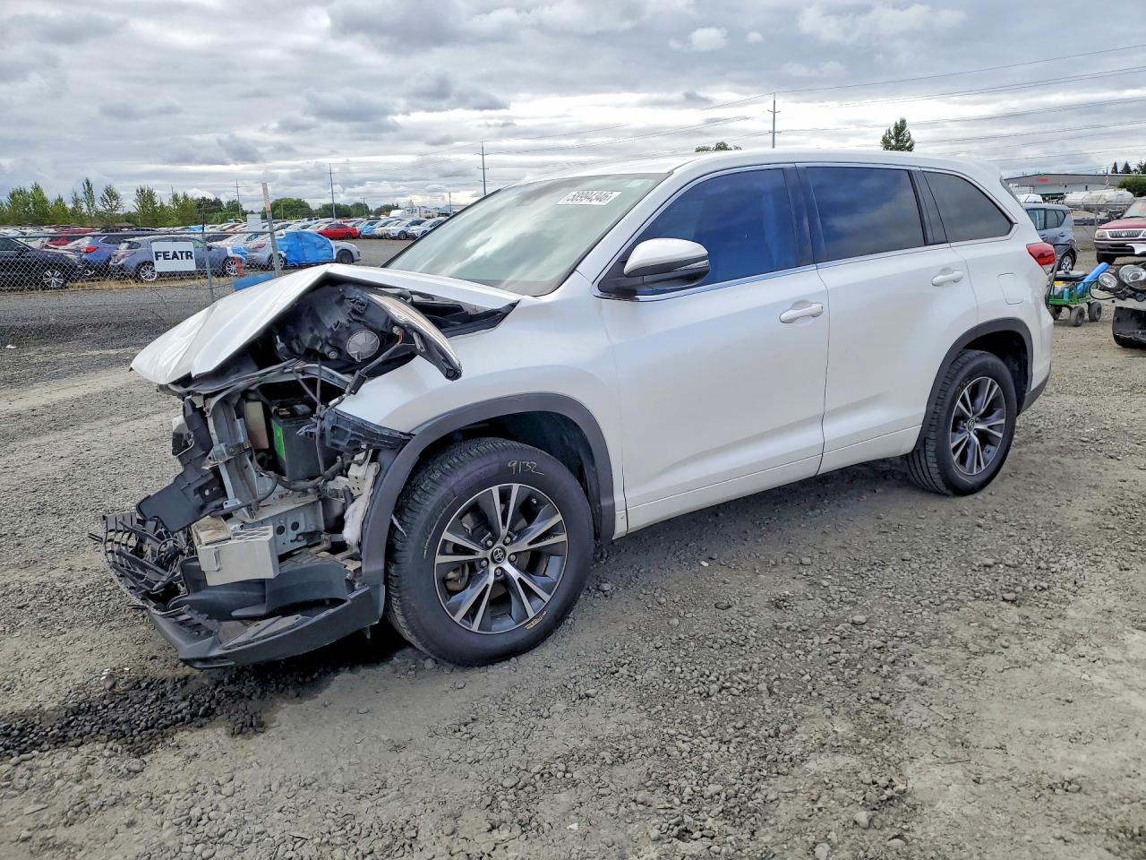 2017 TOYOTA HIGHLANDER LE/LE Plus