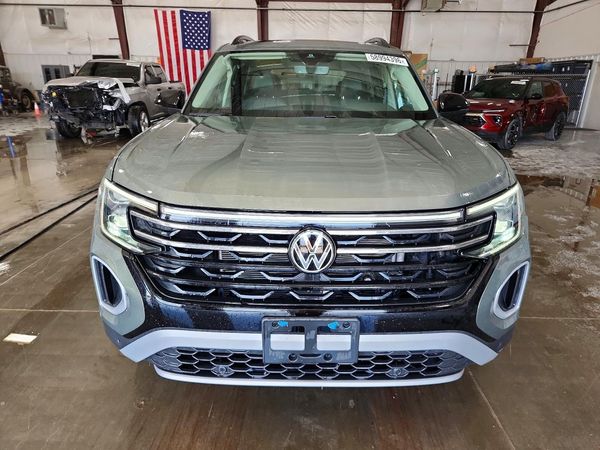 2024 VOLKSWAGEN ATLAS 4Motion Peak Edition SE