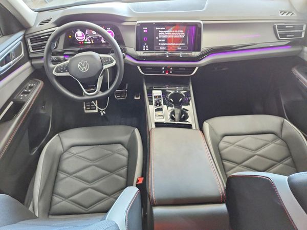 2024 VOLKSWAGEN ATLAS 4Motion Peak Edition SE