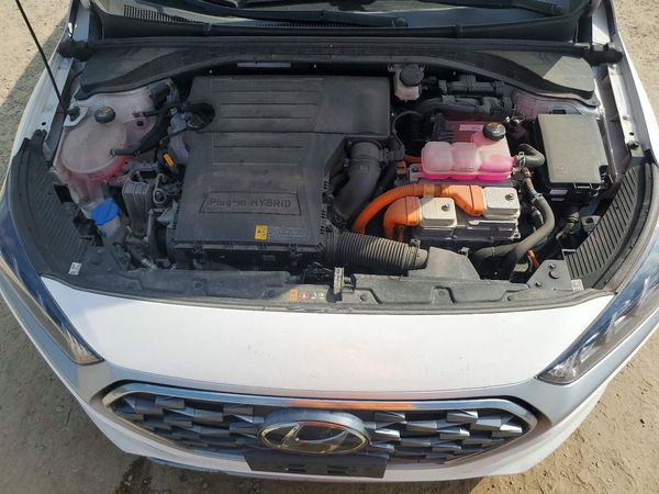 2021 HYUNDAI IONIQ Limited